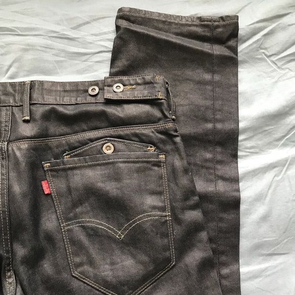 Levi’s jeans size 33x30 slim fit dark denim - Picture 3 of 5
